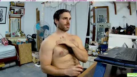 Snapshot of osito_blanco chatting on 03/12/26, 11:00 Osito Blanco online show from 03/12/26, 11:00