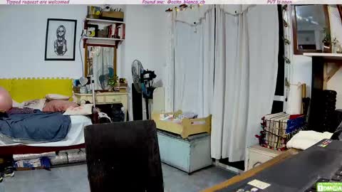 Snapshot of osito_blanco chatting on 05/05/26, 09:34 Osito Blanco online show from 05/05/26, 09:34