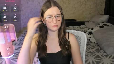 Leliana online show from 11/17/25, 04:13