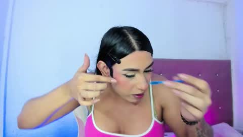 Snapshot of osoriomariaf chatting on 11/27/25, 06:37 Maria online show from 11/27/25, 06:37