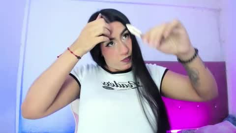 Snapshot of osoriomariaf chatting on 12/01/25, 12:21 Maria online show from 12/01/25, 12:21