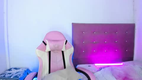 Snapshot of osoriomariaf chatting on 02/12/26, 06:08 Maria online show from 02/12/26, 06:08