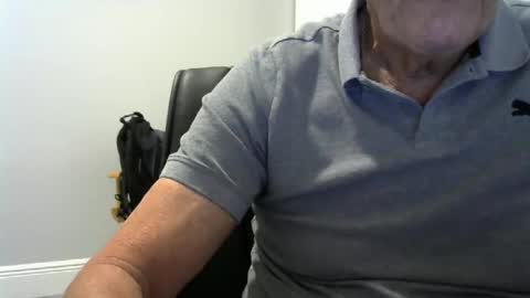 Ossi online show from 12/14/25, 03:34