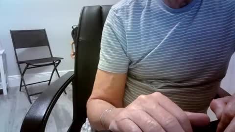 Ossi online show from 03/26/26, 02:28