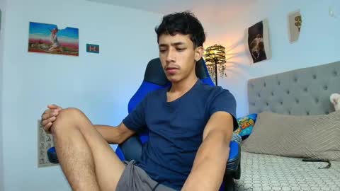 Snapshot of ostin_18hot chatting on 11/26/25, 02:56 ostin 18hot online show from 11/26/25, 02:56