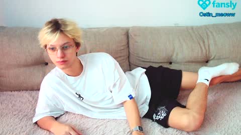 Snapshot of ostin_meoww chatting on 02/06/25, 07:13 Ostin online show from 02/06/25, 07:13