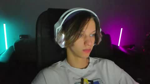 Snapshot of ostin_meoww chatting on 01/09/26, 12:30 Ostin online show from 01/09/26, 12:30