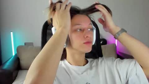 Snapshot of ostin_meoww chatting on 02/10/26, 07:01 Ostin online show from 02/10/26, 07:01