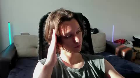 Ostin online show from 06/04/26, 01:17