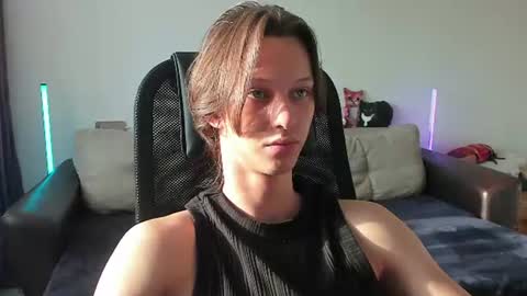 Snapshot of ostin_meoww chatting on 06/14/26, 12:51 Ostin online show from 06/14/26, 12:51