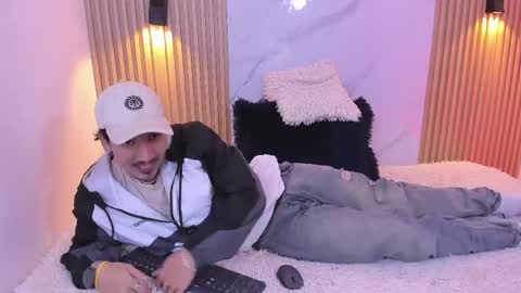 Snapshot of otto_andrew chatting on 04/14/26, 04:07 Otto Andrew online show from 04/14/26, 04:07