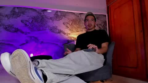 Otto Andrew online show from 05/27/26, 05:04