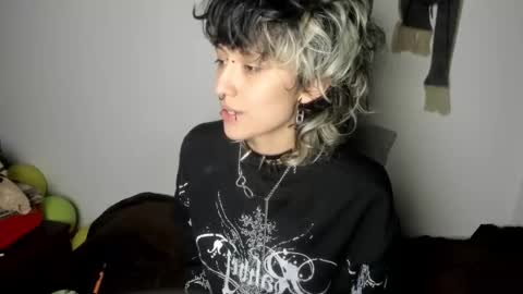 Otto 3 online show from 03/11/25, 06:53