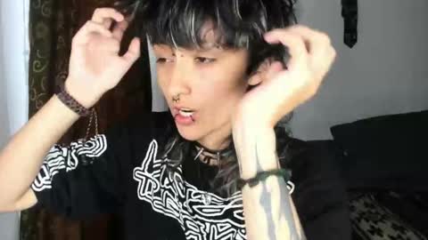 Otto 3 online show from 09/26/25, 06:23