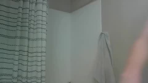 Snapshot of ouioui689 chatting on 03/10/26, 06:57 ouioui689 online show from 03/10/26, 06:57
