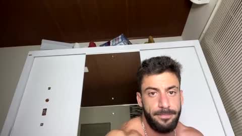 Snapshot of ouro1556 chatting on 02/18/25, 07:10 Gold1556 online show from 02/18/25, 07:10