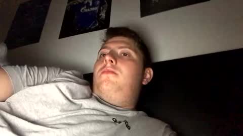 Snapshot of outflayd chatting on 11/01/25, 11:29 outflayd online show from 11/01/25, 11:29