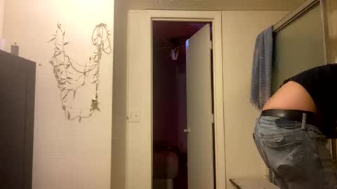 Snapshot of outlawdick226622 chatting on 04/21/26, 10:54 outlawdick226622 online show from 04/21/26, 10:54