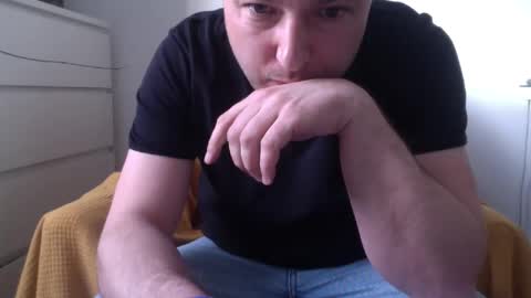  92 online show from 03/22/26, 03:26