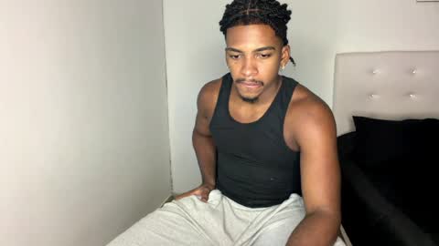 Snapshot of owen_222 chatting on 04/10/26, 05:45 Owen online show from 04/10/26, 05:45