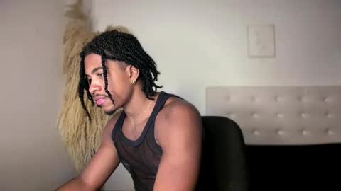 Snapshot of owen_222 chatting on 04/23/26, 03:30 Owen online show from 04/23/26, 03:30