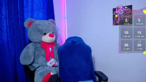 Snapshot of owenblue__ chatting on 04/26/26, 10:57 Owen Independent model online show from 04/26/26, 10:57