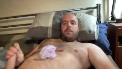 Owen2022 online show from 11/15/25, 07:27