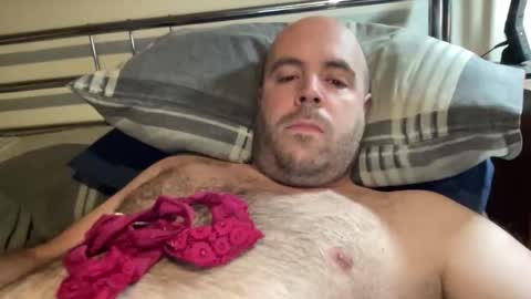 Owen2022 online show from 11/24/25, 07:08