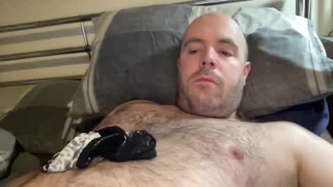 Owen2022 online show from 02/17/26, 07:27