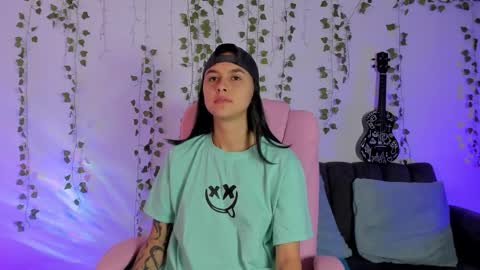 Owen foxx online show from 11/11/25, 01:55