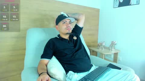 O W E N - S T O N E online show from 10/30/25, 04:36