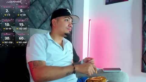 O W E N - S T O N E online show from 11/29/25, 12:19