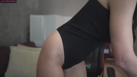 Oxana   Hi friends all my videos are 50 off check my bio online show from 02/27/25, 09:32