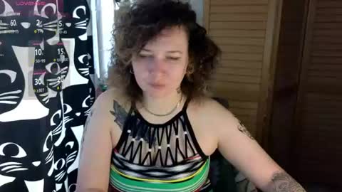 Snapshot of ozalin chatting on 07/01/26, 08:27 ozalin online show from 07/01/26, 08:27