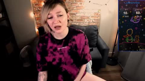 ozalin_green online show from 12/21/24, 11:22