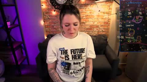 ozalin_green online show from 12/29/24, 11:29