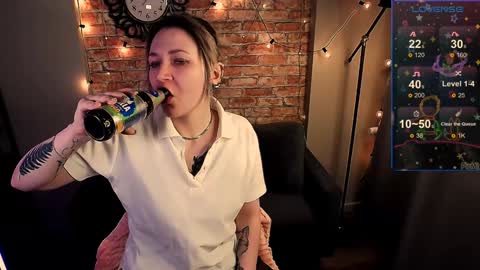 ozalin_green online show from 02/02/25, 08:46