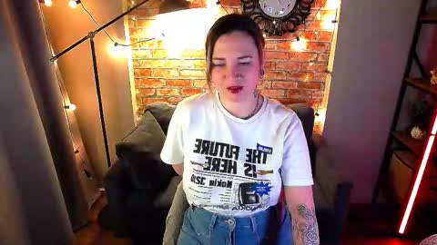 ozalin_green online show from 09/12/25, 07:36