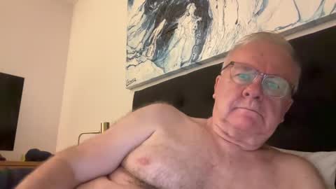 ozhairybearxxxx online show from 12/03/24, 11:01