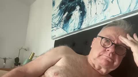 ozhairybearxxxx online show from 01/14/25, 12:43