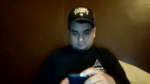 Snapshot of ozlo chatting on 04/06/26, 10:54 ozlo online show from 04/06/26, 10:54