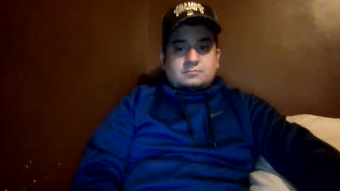 Snapshot of ozlo chatting on 04/21/26, 07:03 ozlo online show from 04/21/26, 07:03