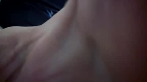 Snapshot of ozone1992 chatting on 09/14/25, 07:18 ozone1992 online show from 09/14/25, 07:18