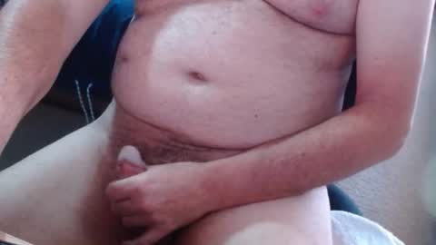 Snapshot of ozzieozzieoi chatting on 10/13/25, 01:16 HairyolOz online show from 10/13/25, 01:16