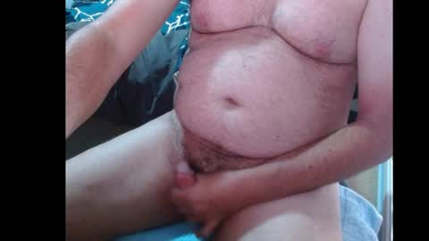 Snapshot of ozzieozzieoi chatting on 04/21/26, 02:37 HairyolOz online show from 04/21/26, 02:37