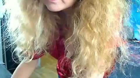Snapshot of ozzy_helen chatting on 01/07/25, 07:59 Ozzy Helen online show from 01/07/25, 07:59