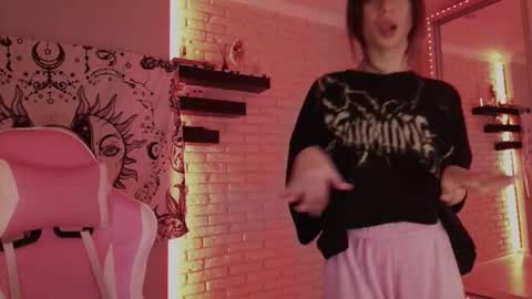 Snapshot of p0rsche911 chatting on 12/18/24, 11:08 Alice online show from 12/18/24, 11:08