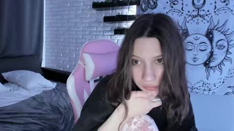 Snapshot of p0rsche911 chatting on 03/07/25, 11:49 Alice online show from 03/07/25, 11:49