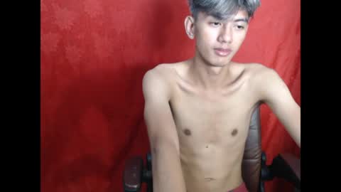 p1noytwink_xel online show from 05/13/26, 05:32