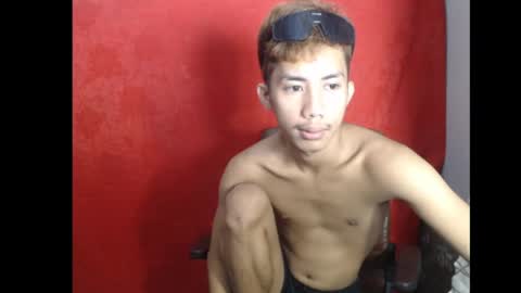p1noytwink_xel online show from 05/29/26, 11:52